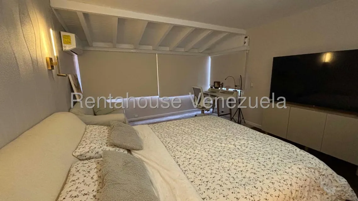 Apartamento (1 Nivel) en Venta en La Boyera, Distrito Metropolitano - 12