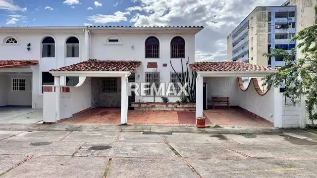 Casa en venta Dona Virgínea