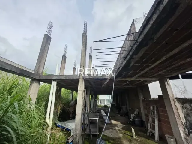 En venta parcela ubicada en la urbanización Colinas de Pirineos - 7