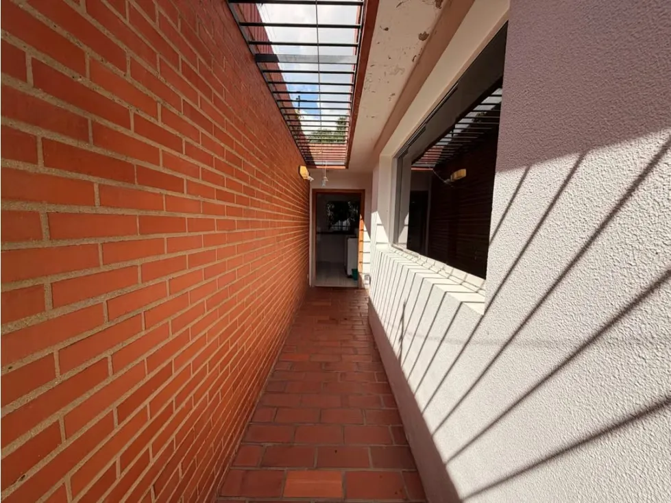Casa en venta en Prados del Este - 10