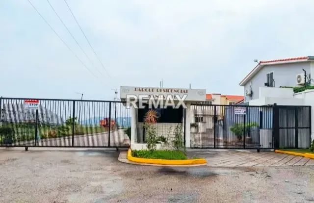 VENTA DE PARCELA EN URB SANTA FE CANEYES