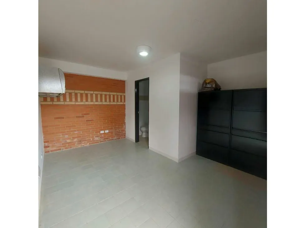 Galpón en Venta en Filas de Mariche 4000 mts2 - 25