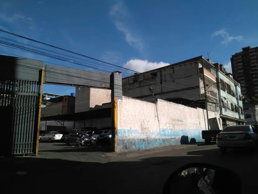 Terreno (Comercial) en Venta en Catia, Distrito Metropolitano