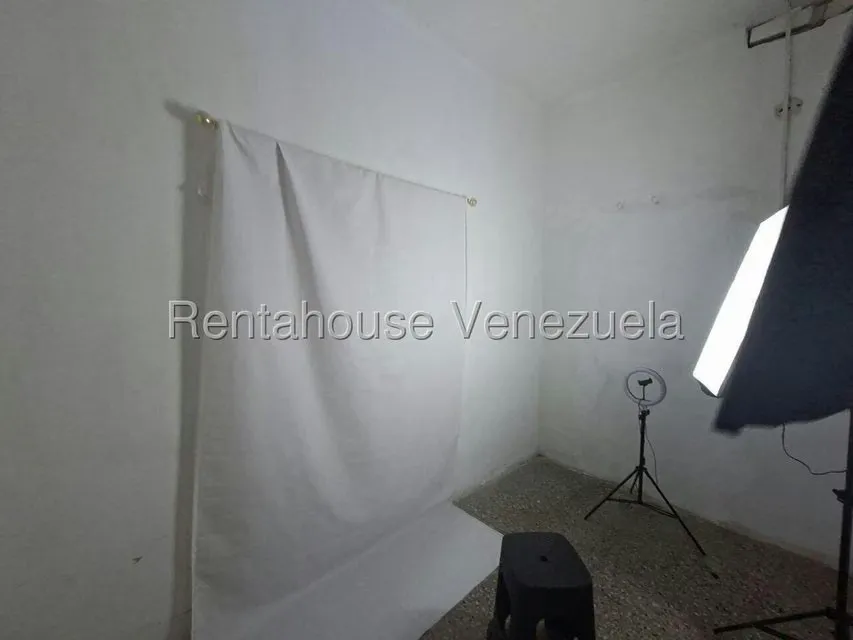 Local Comercial en Alquiler en Centro, Lara - 21
