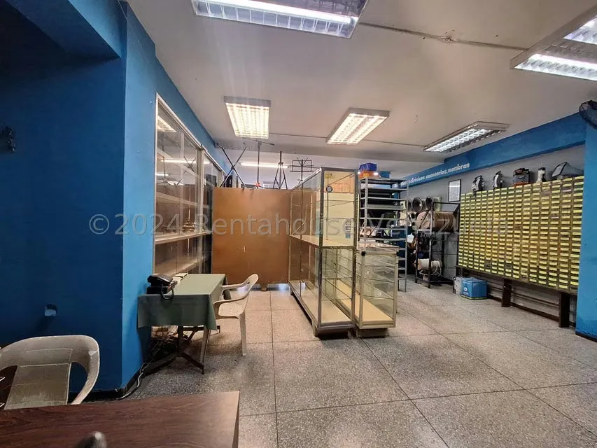 Edificio en Venta en Zona Centro, Aragua - 11