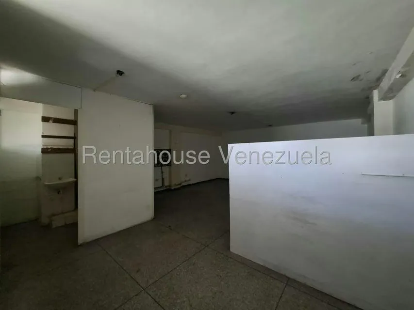 Edificio en Venta en Zona Centro, Aragua - 107