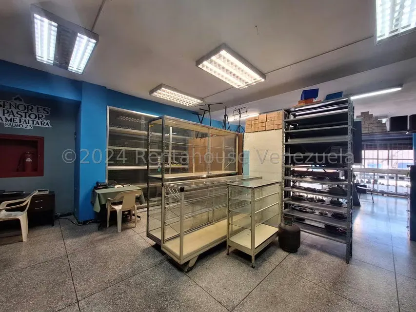 Edificio en Venta en Zona Centro, Aragua - 13