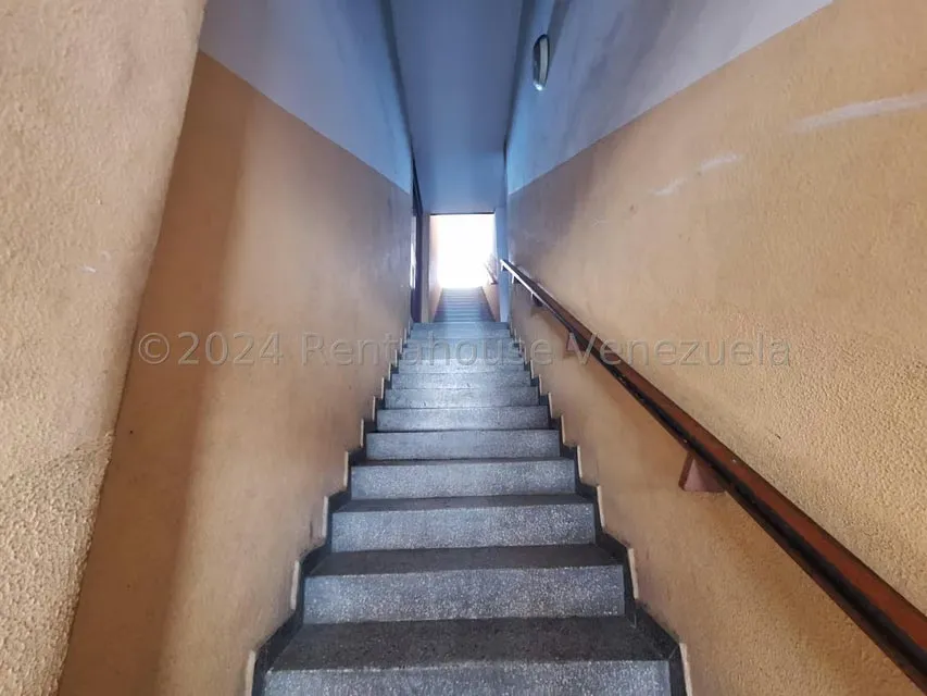Edificio en Venta en Zona Centro, Aragua - 28