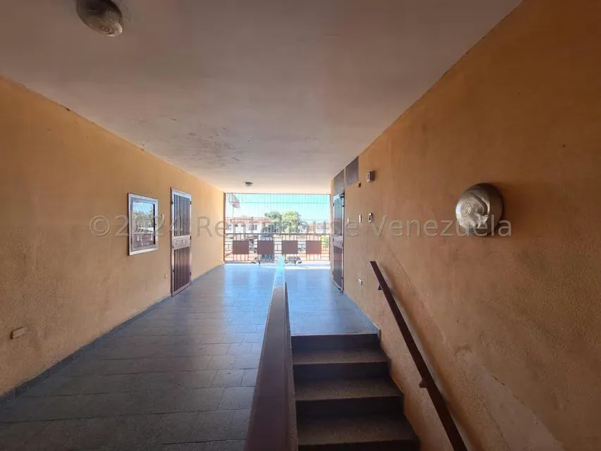 Edificio en Venta en Zona Centro, Aragua - 31