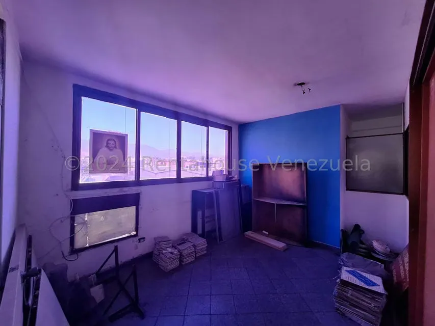 Edificio en Venta en Zona Centro, Aragua - 35