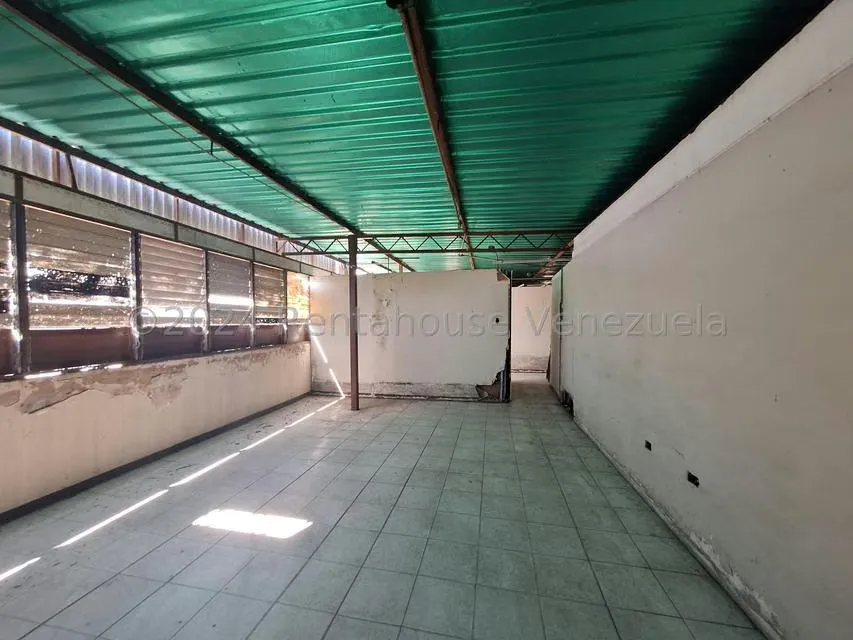 Edificio en Venta en Zona Centro, Aragua - 45