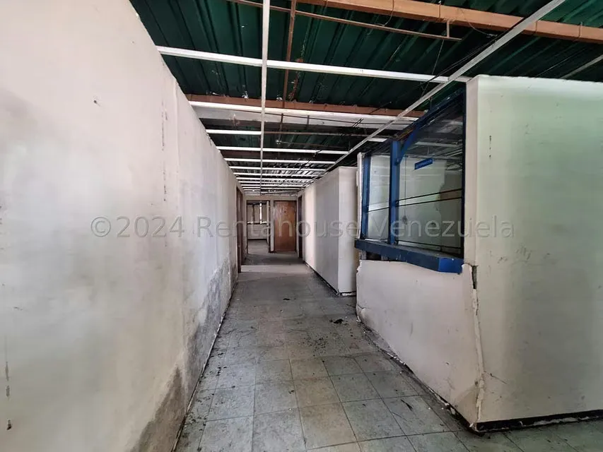 Edificio en Venta en Zona Centro, Aragua - 49