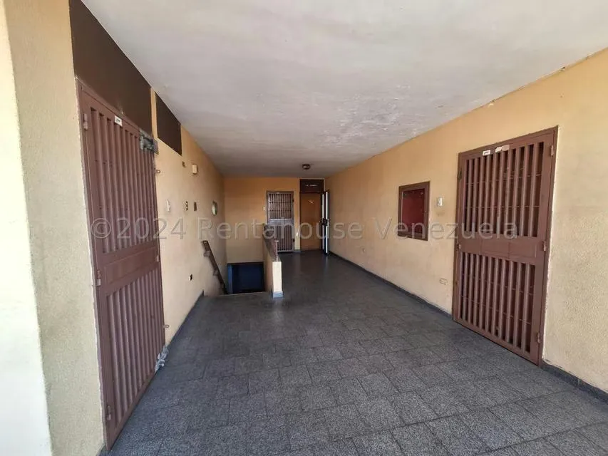 Edificio en Venta en Zona Centro, Aragua - 55