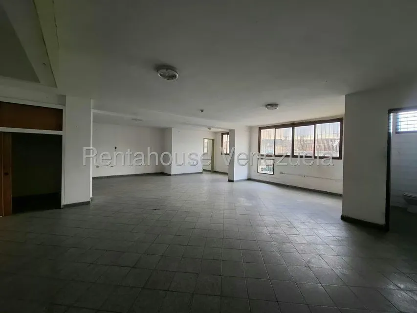 Edificio en Venta en Zona Centro, Aragua - 78