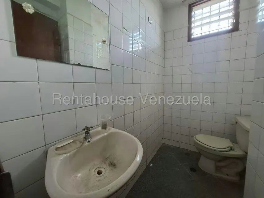 Edificio en Venta en Zona Centro, Aragua - 79