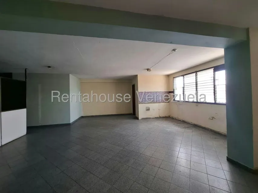 Edificio en Venta en Zona Centro, Aragua - 95