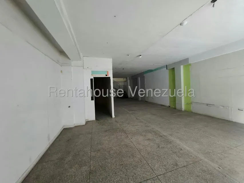 Edificio en Venta en Zona Centro, Aragua - 99