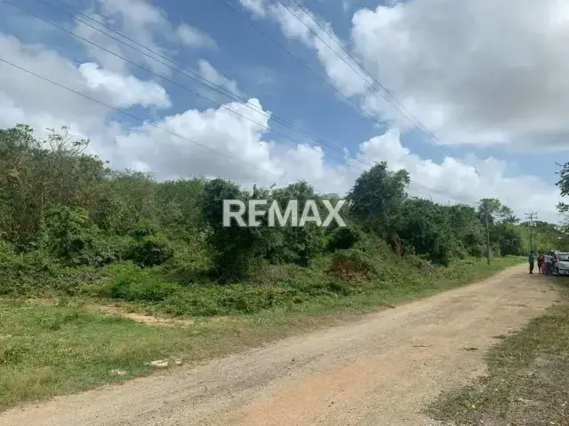 EN VENTA AMPLIO TERRENO SITUADO EN GRANJA EL TUQUE DE 2.732 M2 EN TUCACAS.