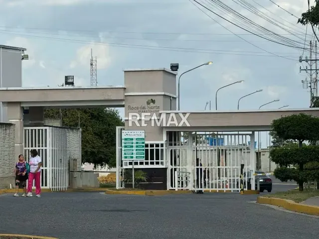 Casa en Venta Urbanización Roca del Norte Zona Norte - Barquisimeto - 12