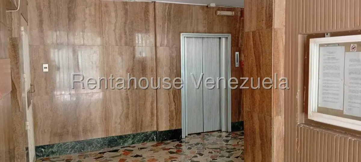 Apartamento (1 Nivel) en Venta en El Bosque, Distrito Metropolitano - 21