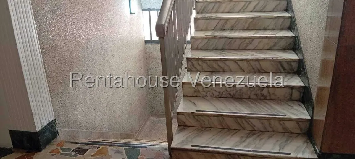Apartamento (1 Nivel) en Venta en El Bosque, Distrito Metropolitano - 23
