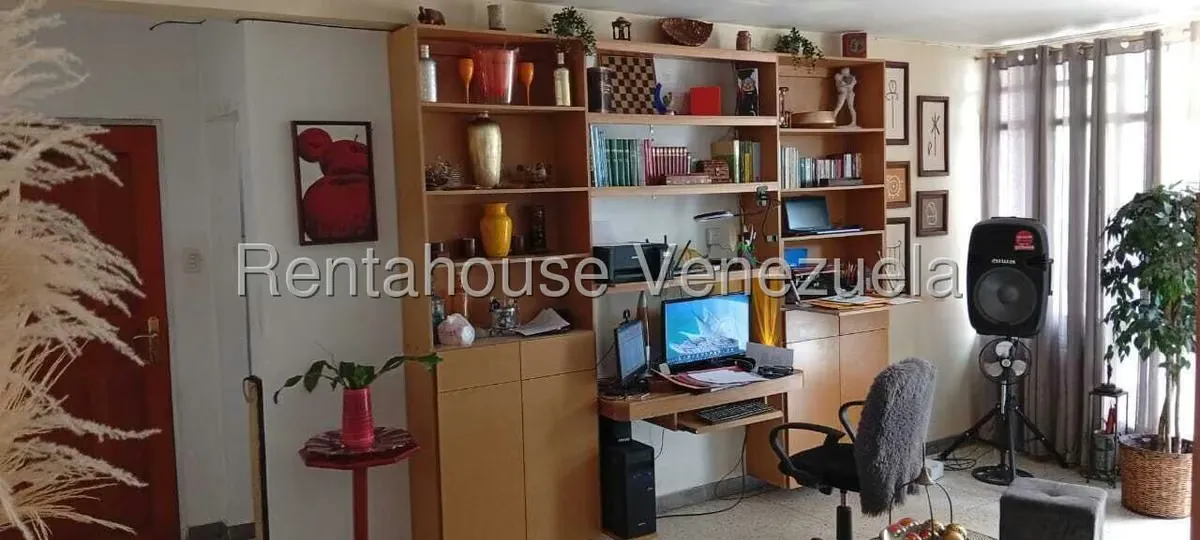 Apartamento (1 Nivel) en Venta en El Bosque, Distrito Metropolitano - 4