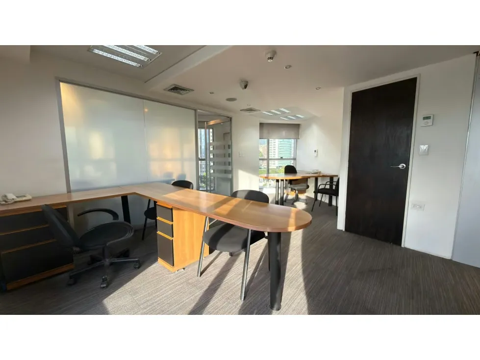 EN VENTA OFICINA DUPLEX TORRE TAMANACO EL ROSAL - 9
