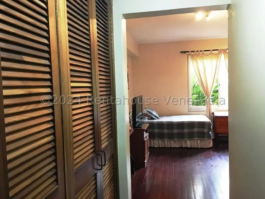 Apartamento (Duplex) en Venta en Los Samanes, Distrito Metropolitano - 31