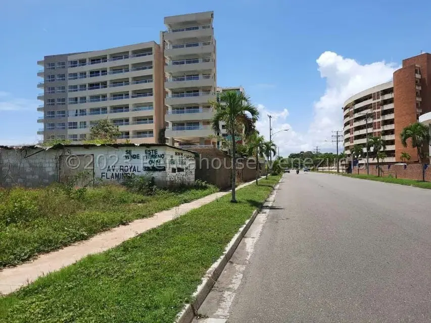 Terreno (Residencial) en Venta en Puerto Encantado, Miranda - 5