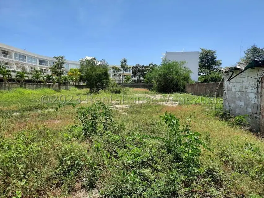 Terreno (Residencial) en Venta en Puerto Encantado, Miranda - 10