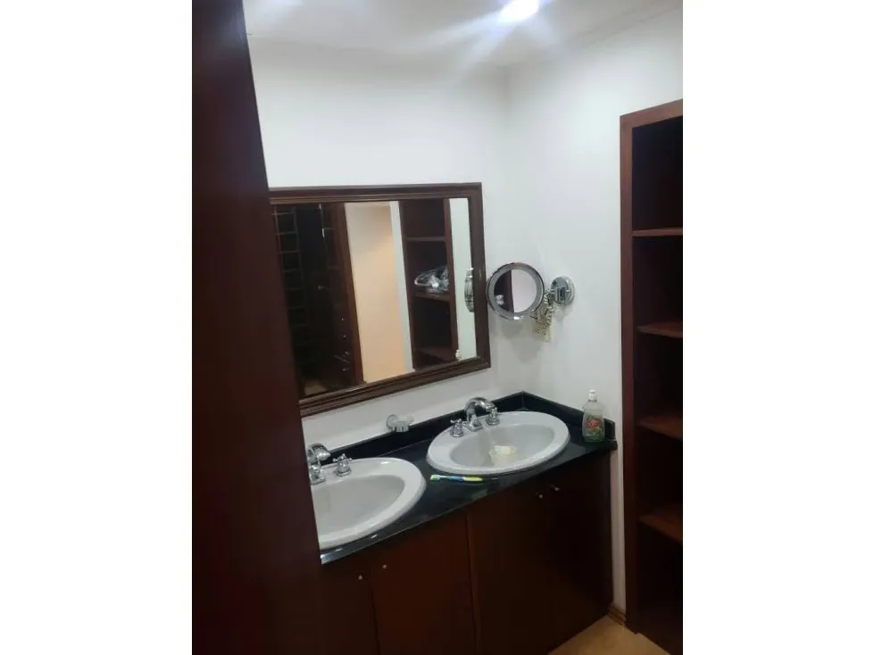 Se vende casa 500m2 4h+s/4.5+s/4p Las Marías - 10
