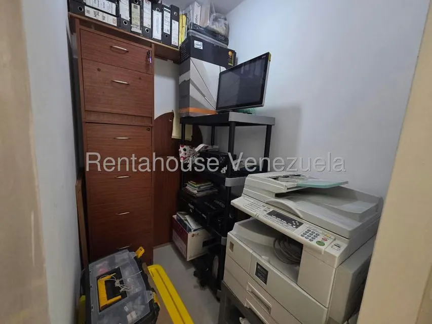 Oficina en Alquiler en Parroquia La Candelaria, Distrito Metropolitano - 17
