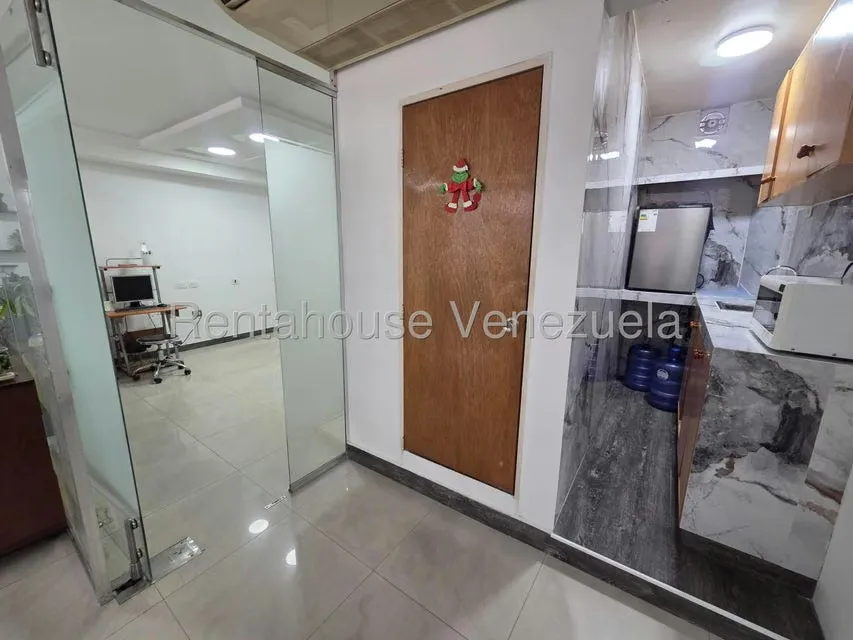 Oficina en Alquiler en Parroquia La Candelaria, Distrito Metropolitano - 8