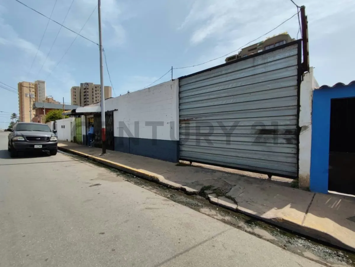 Excelente terreno zonificación R-5, de 530 m2 en Lecheria - 2