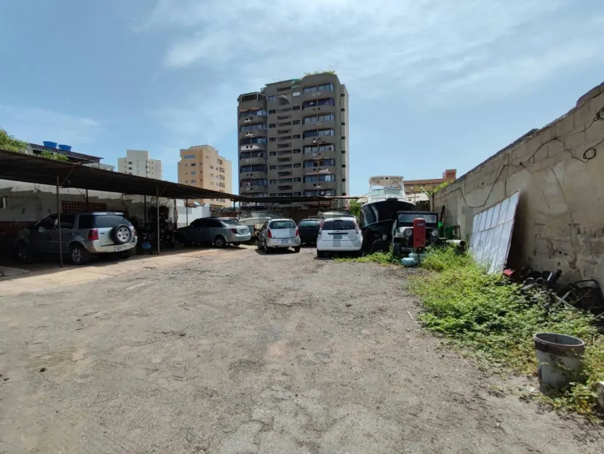 Excelente terreno zonificación R-5, de 530 m2 en Lecheria - 3