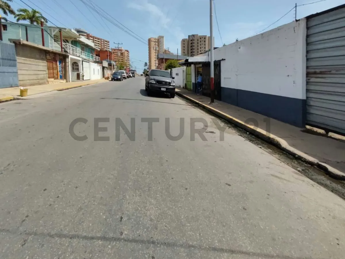Excelente terreno zonificación R-5, de 530 m2 en Lecheria - 6