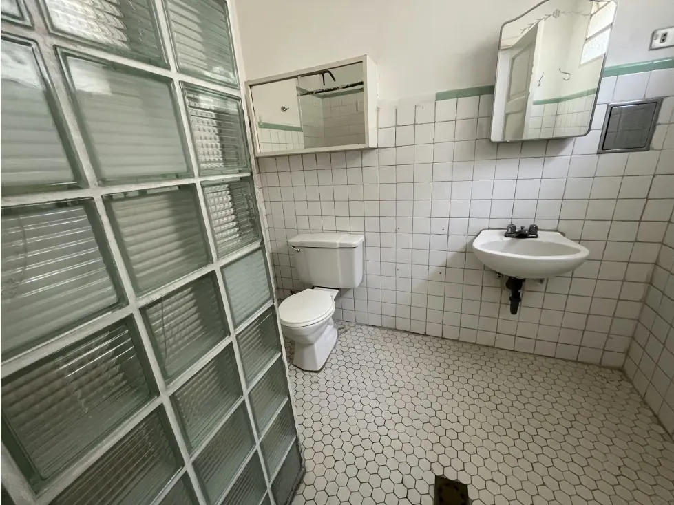 Alquilo anexo 200m2 Altamira 4389 - 7