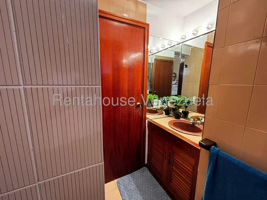 Casa (Multipes Niveles) en Venta en Colinas del Tamanaco, Distrito Metropolitano - 19