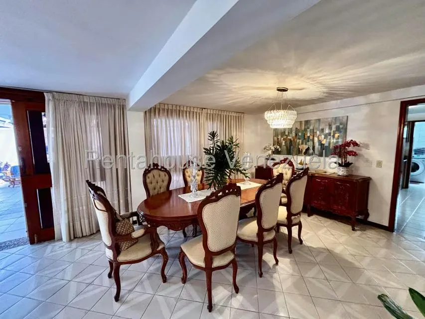 Casa (Multipes Niveles) en Venta en Colinas del Tamanaco, Distrito Metropolitano - 23