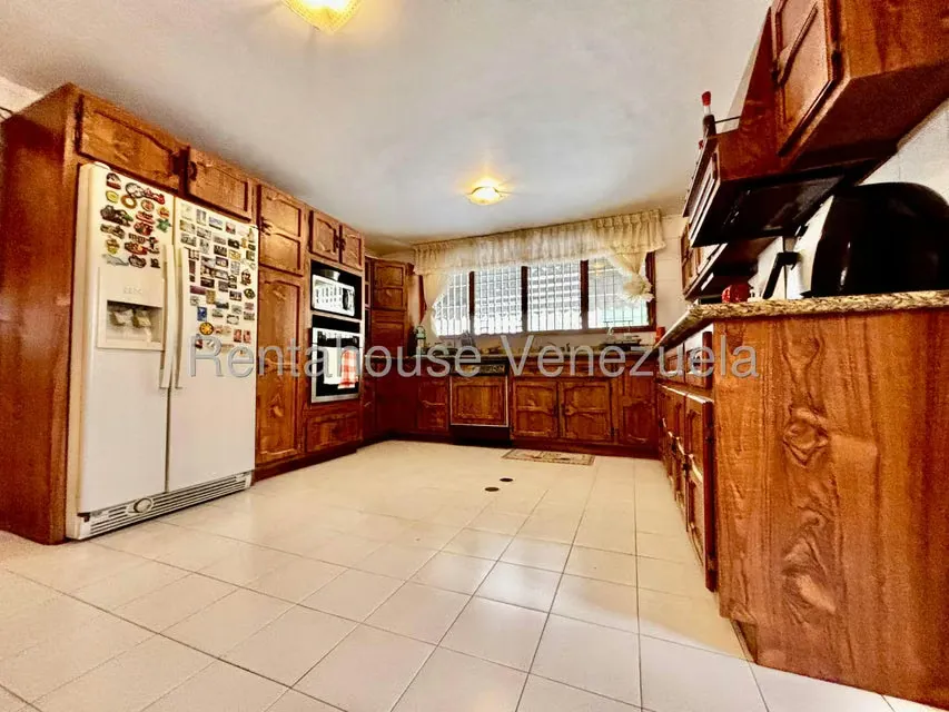 Casa (Multipes Niveles) en Venta en Colinas del Tamanaco, Distrito Metropolitano - 34