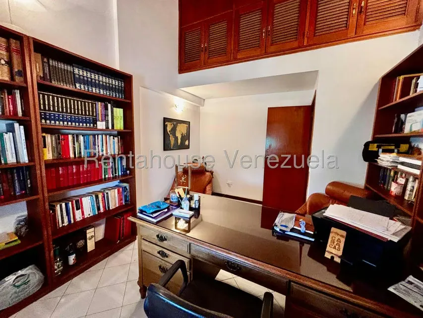 Casa (Multipes Niveles) en Venta en Colinas del Tamanaco, Distrito Metropolitano - 53