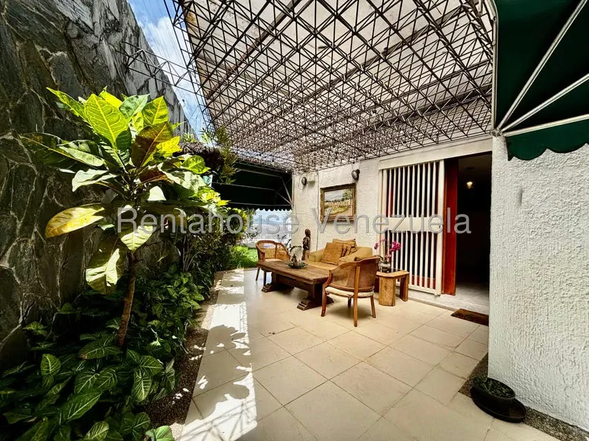 Casa (Multipes Niveles) en Venta en Colinas del Tamanaco, Distrito Metropolitano - 10