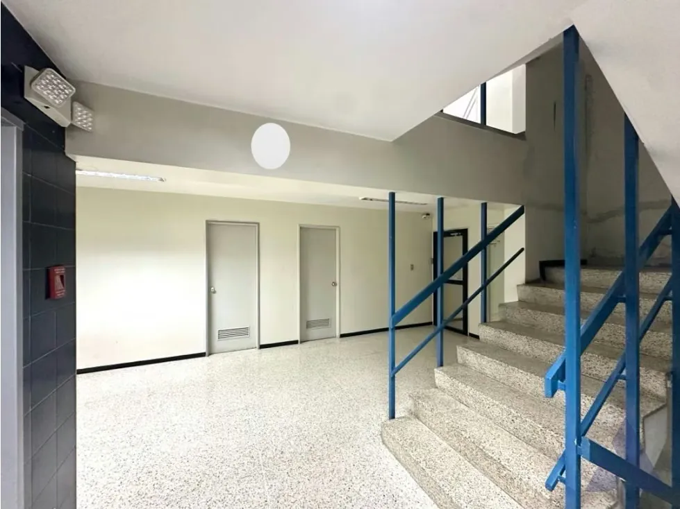 Vendo oficina 86,53m2 Chacao 4909 - 18