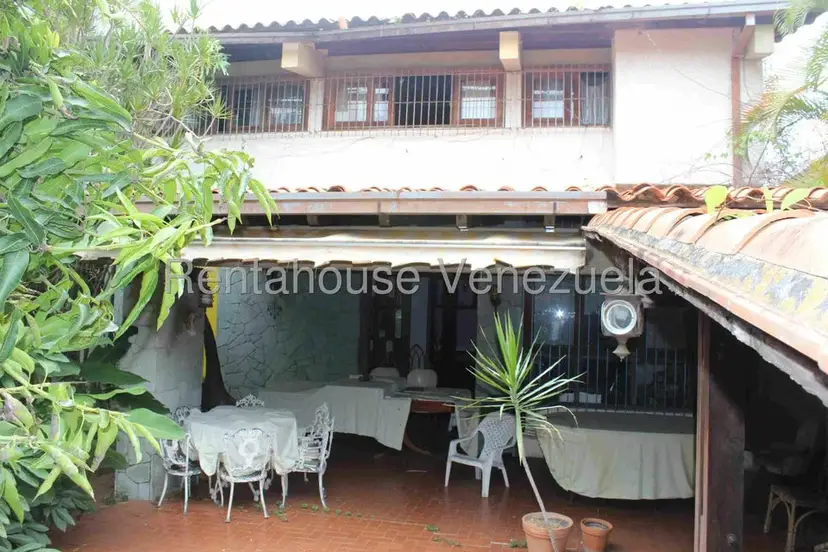 Casa (Multipes Niveles) en Venta en Lomas de San Rafael de La Florida, Distrito Metropolitano