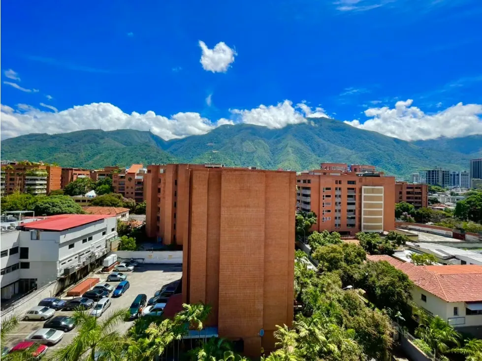 Se Vende PentHouse 303m² 3h+1s/5b+1s/3p Campo Alegre
