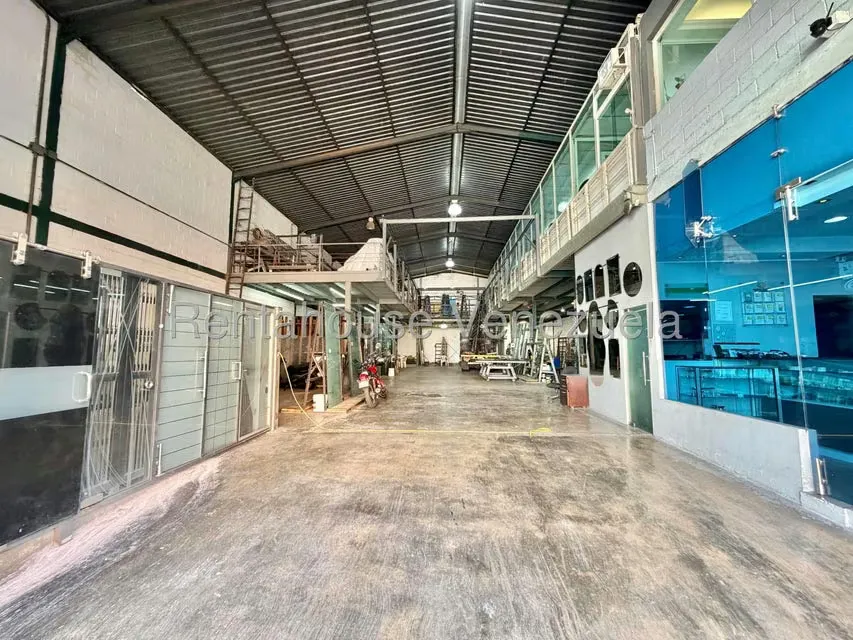 Local Comercial en Venta en Catia, Distrito Metropolitano - 2