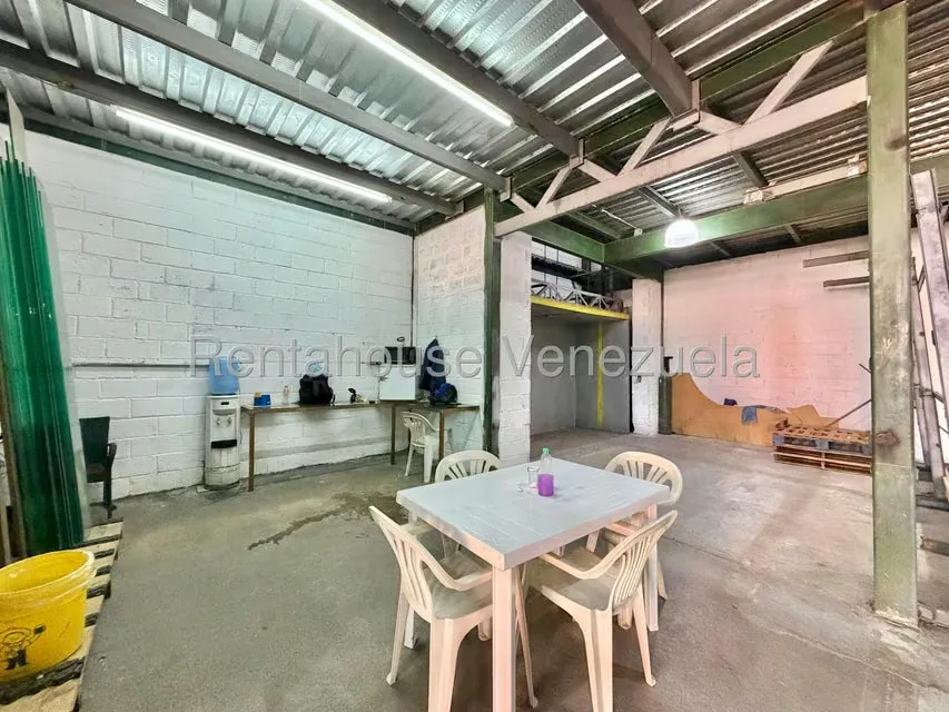 Local Comercial en Venta en Catia, Distrito Metropolitano - 7