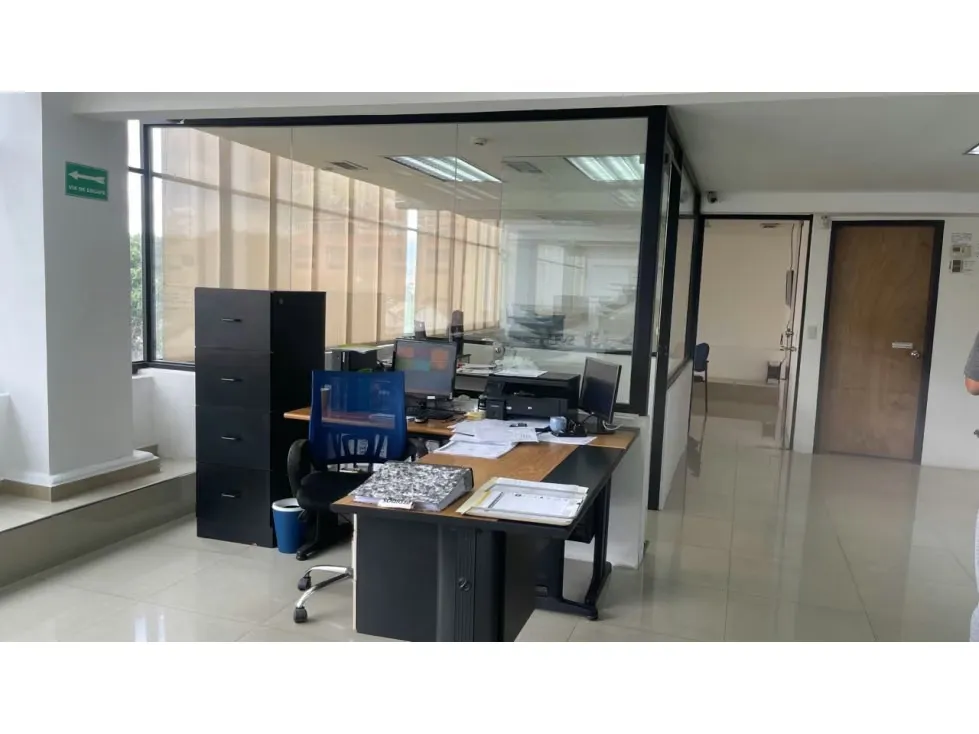 Se Vende Oficina con Depósito 368m2 en Boleíta 2 plantas y 1 depósito - 2