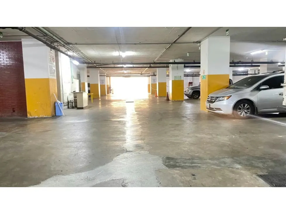 Se Vende Oficina con Depósito 368m2 en Boleíta 2 plantas y 1 depósito - 8