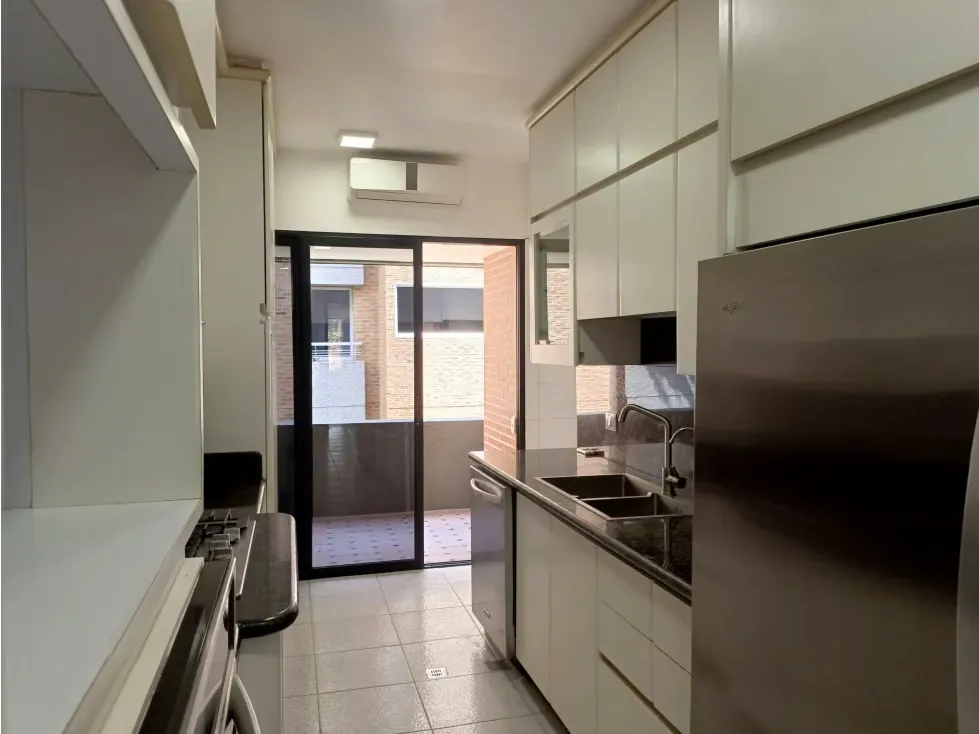 Campo Alegre Alquilo Apartamento Remodelado de 250m2. - 10